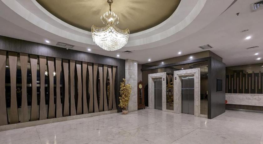 Horison Hotel Pematang Siantar Exterior foto